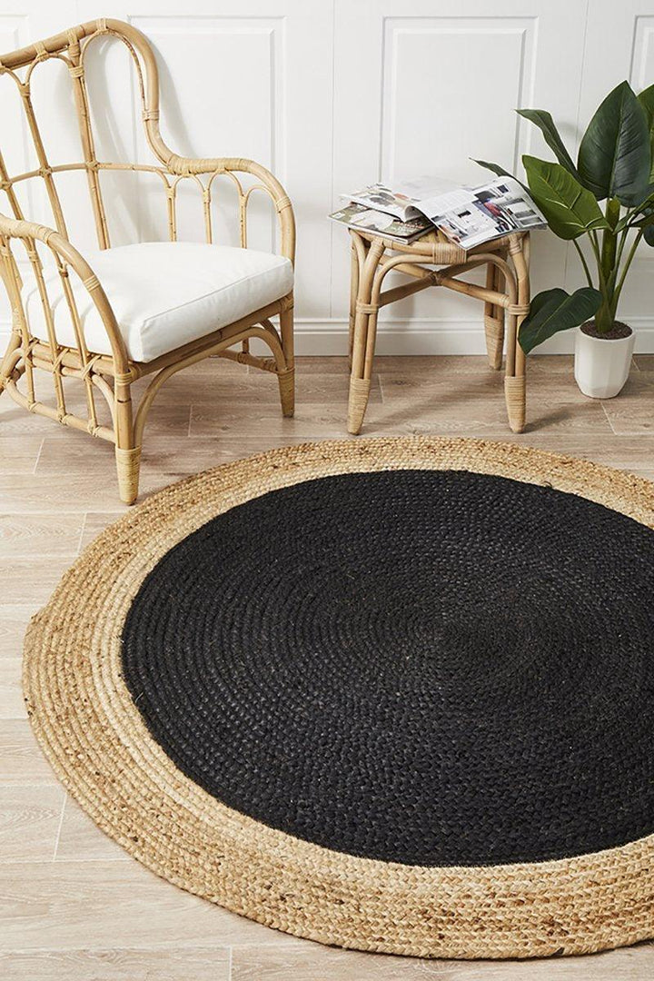 Larnia Contemporary Handmade Round Black Rug