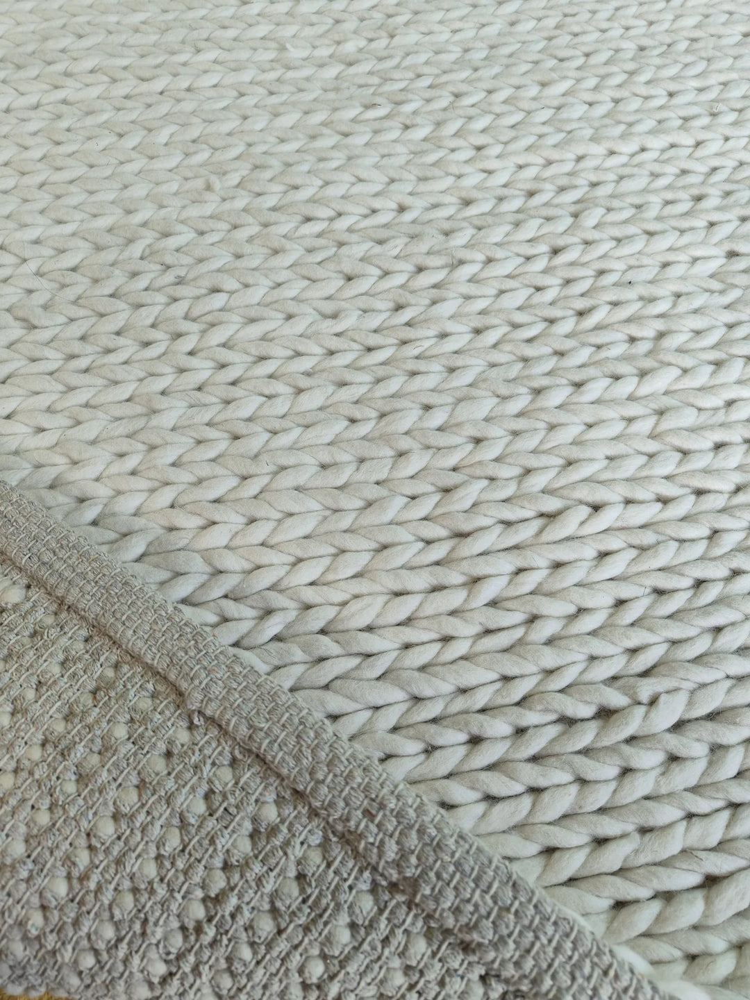 Braided Pure wool Ivory floor rug