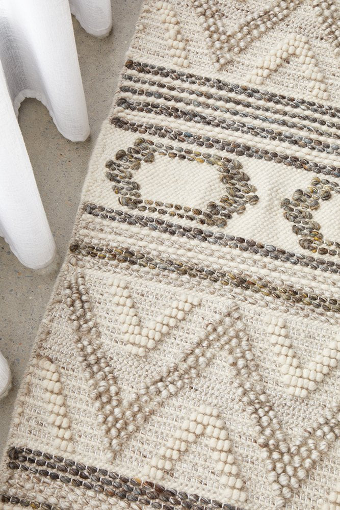 Knots Paradox Rhythm Stone Rug